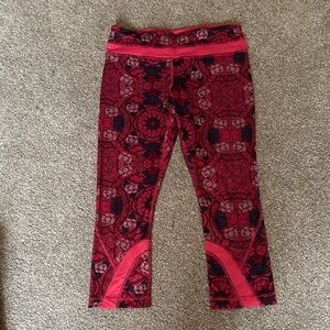 Lululemon Women’s Capri Leggings